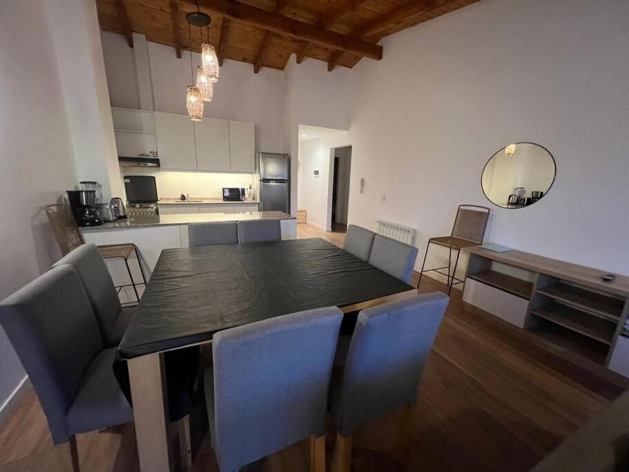 Moderno Departamento Con Vista Al Lago Y Montanas سان كارلوس دي باريلوتشي المظهر الخارجي الصورة